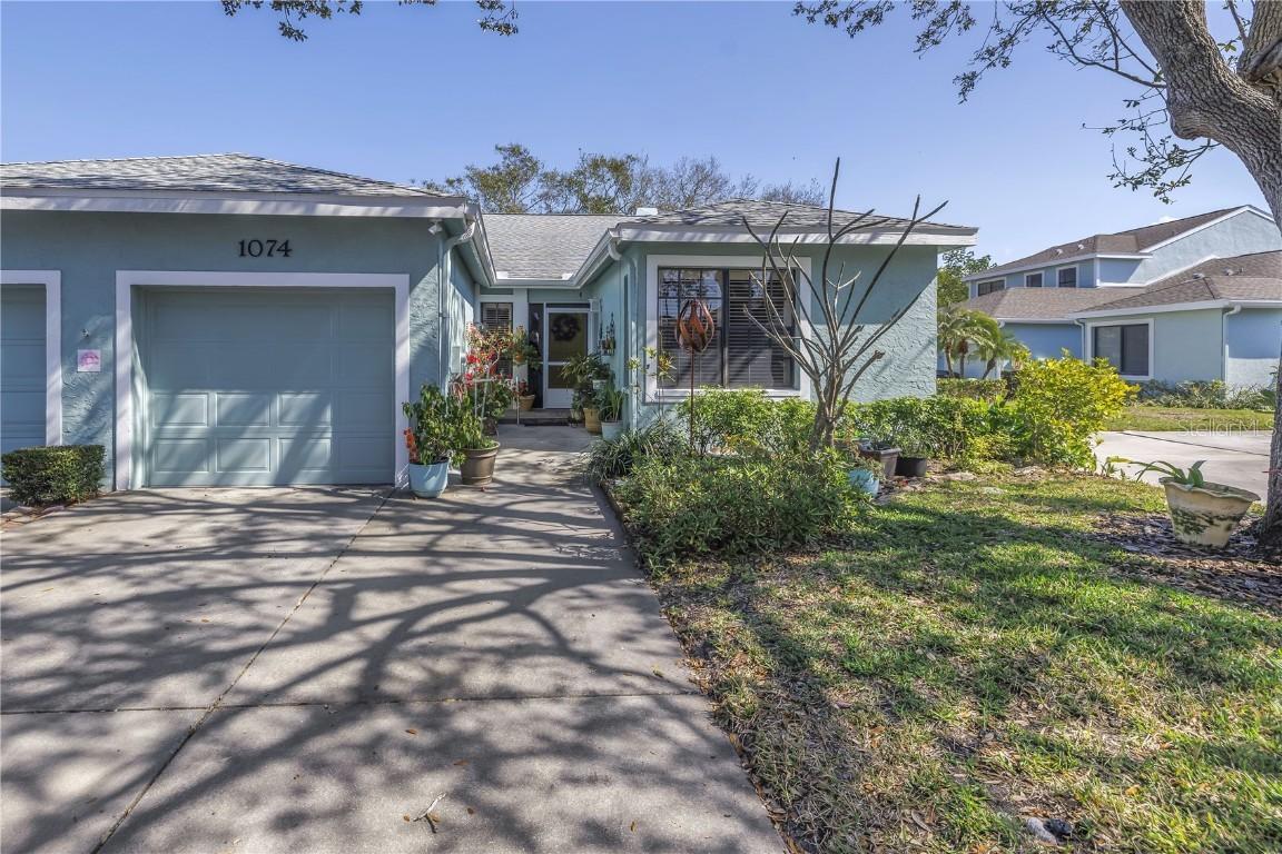 1074 Sanabel Ct., St Petersburg, FL 33702