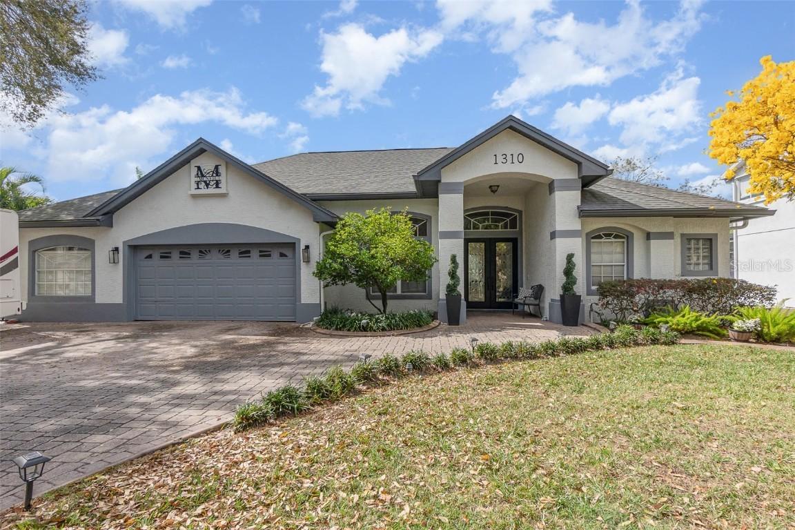 1310 Patricia St., Kissimmee, FL 34744