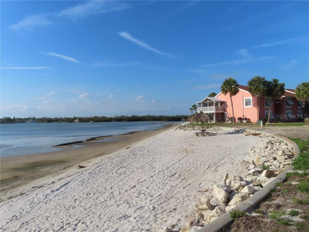 3747 42nd Way #C, St Petersburg, FL 33711