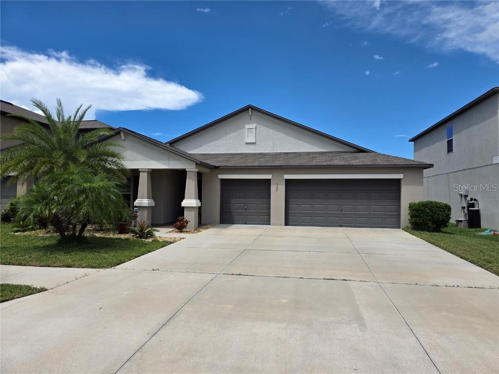 197 Rain Berry Ave., Ruskin, FL 33570