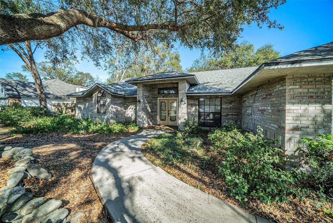 3013 Ridgevale Cir., Valrico, FL 33596