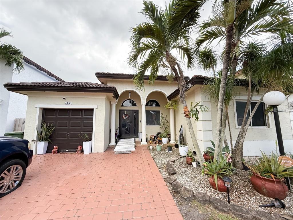 4142 NE 30th St., Homestead, FL 33033