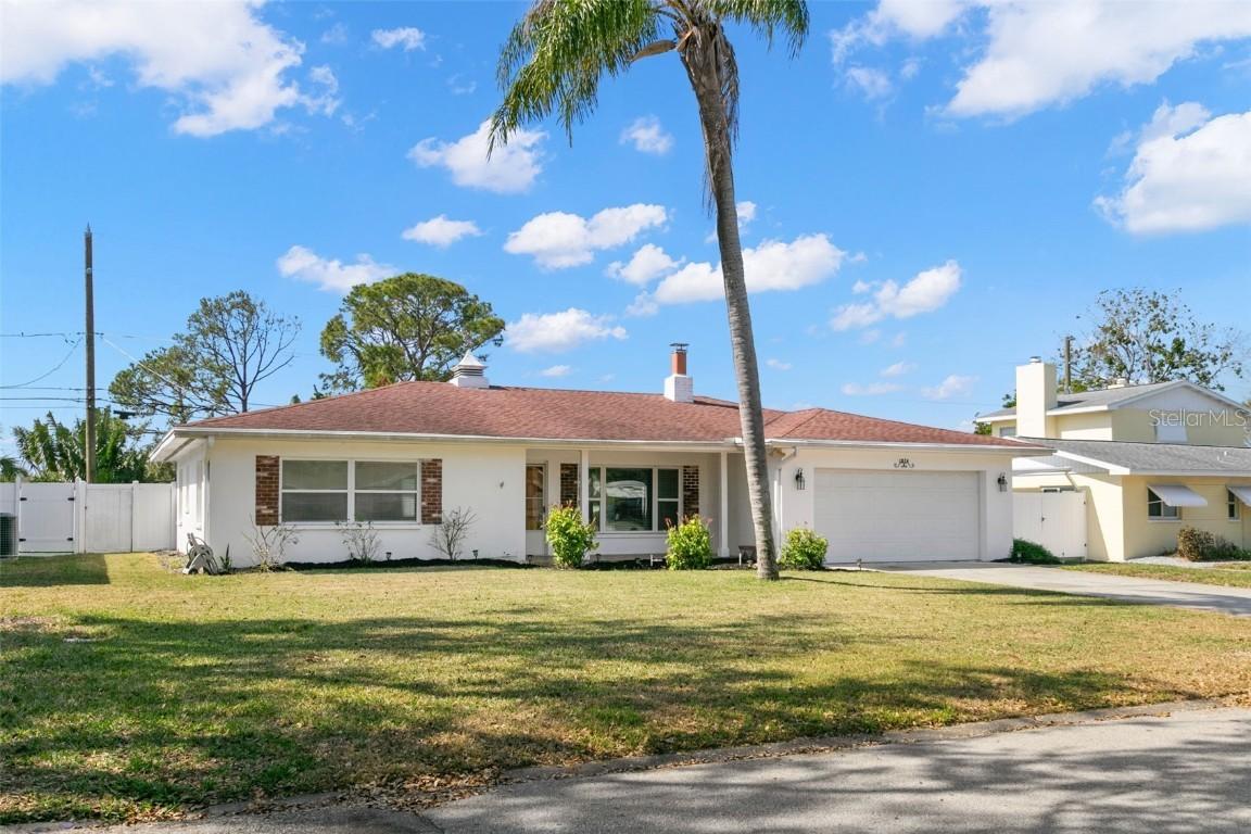 1974 Valencia Way, Clearwater, FL 33764