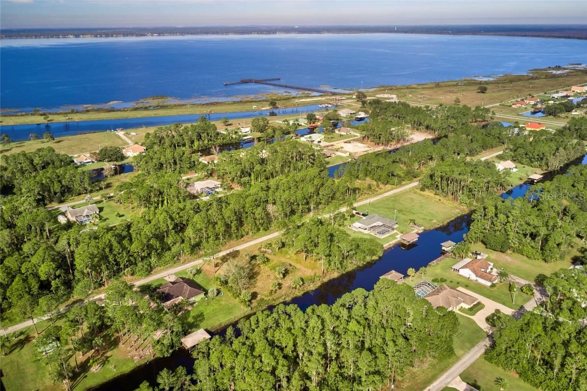 26 Lantana Dr., Indian Lake Estates, FL 33855