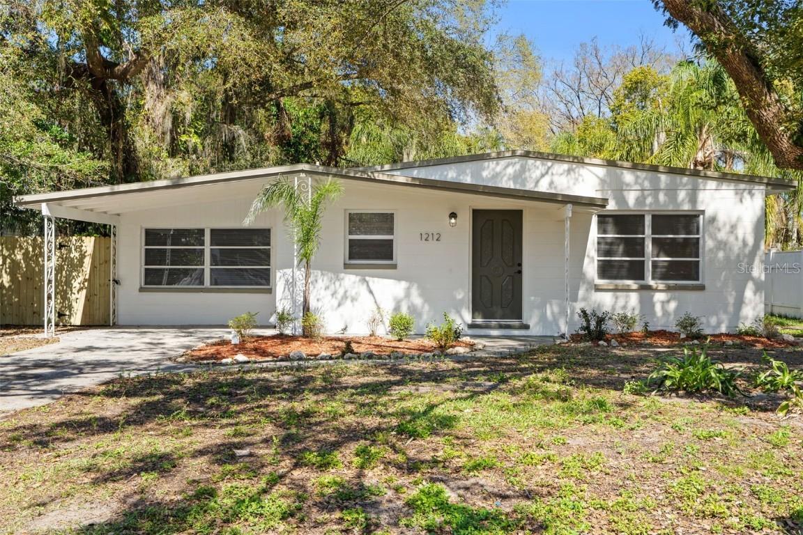 1212 E Crawford St., Tampa, FL 33604