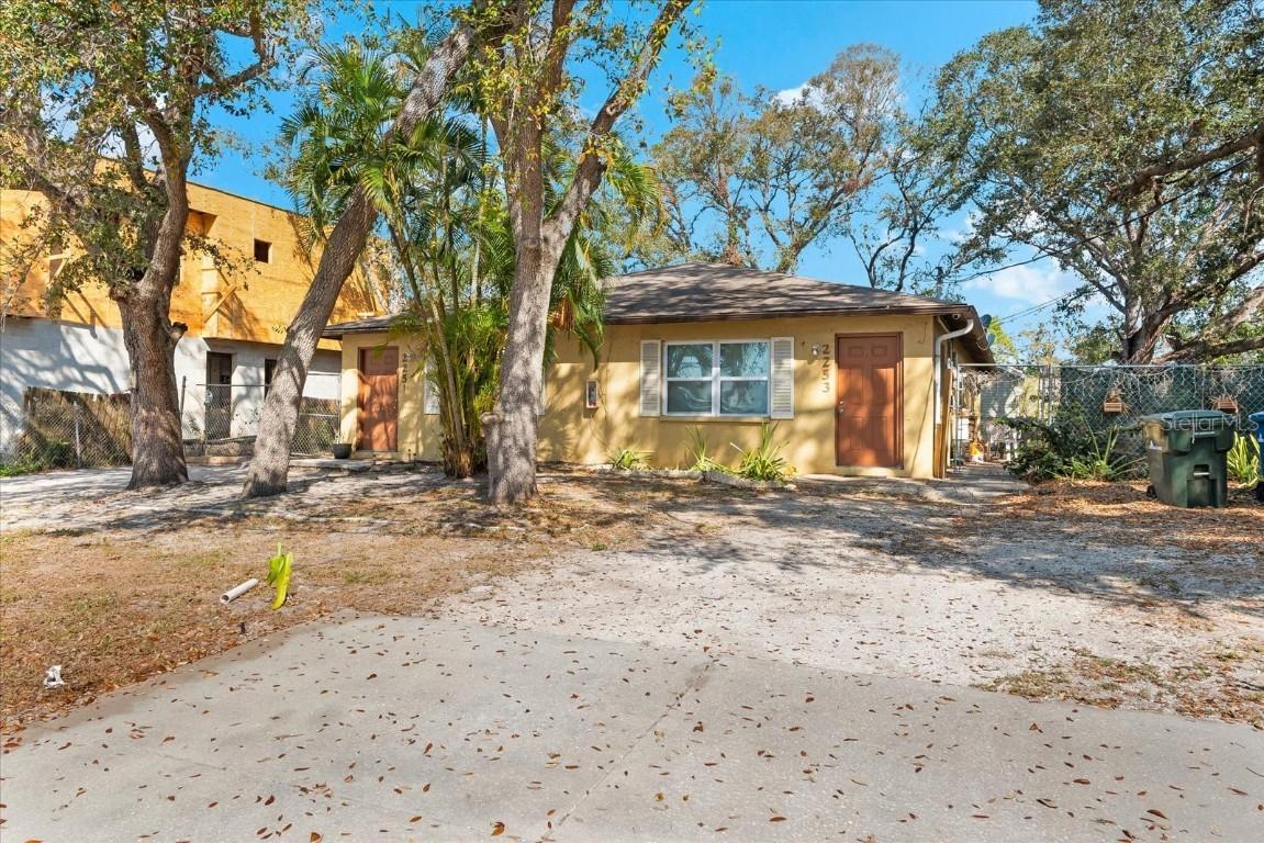 2251 19th St., Sarasota, FL 34234