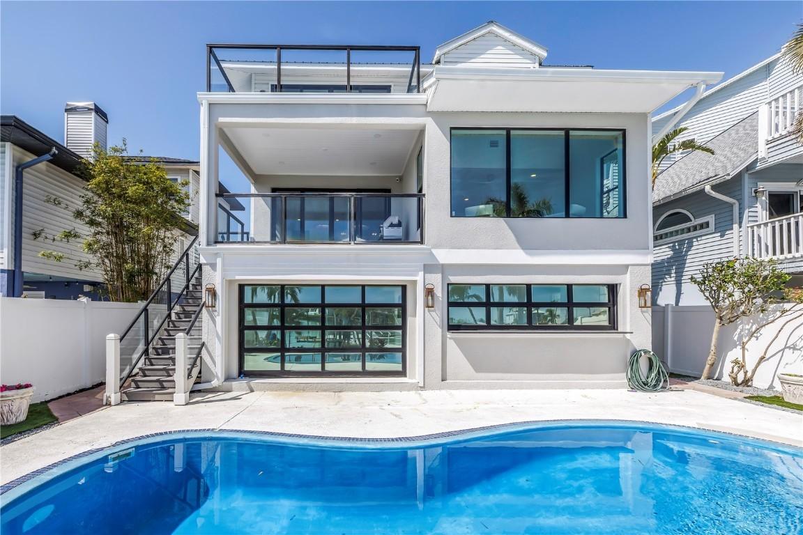 8505 Blind Pass Dr., Treasure Island, FL 33706