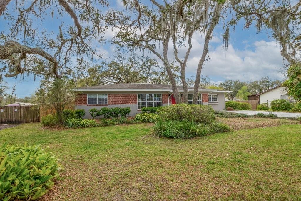 11103 Hannaway Dr., Riverview, FL 33578