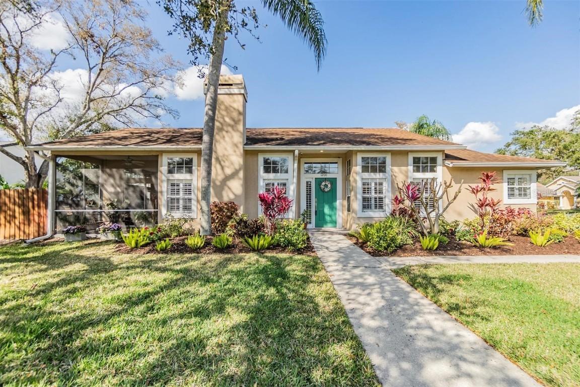 1200 Country Trails Dr., Safety Harbor, FL 34695