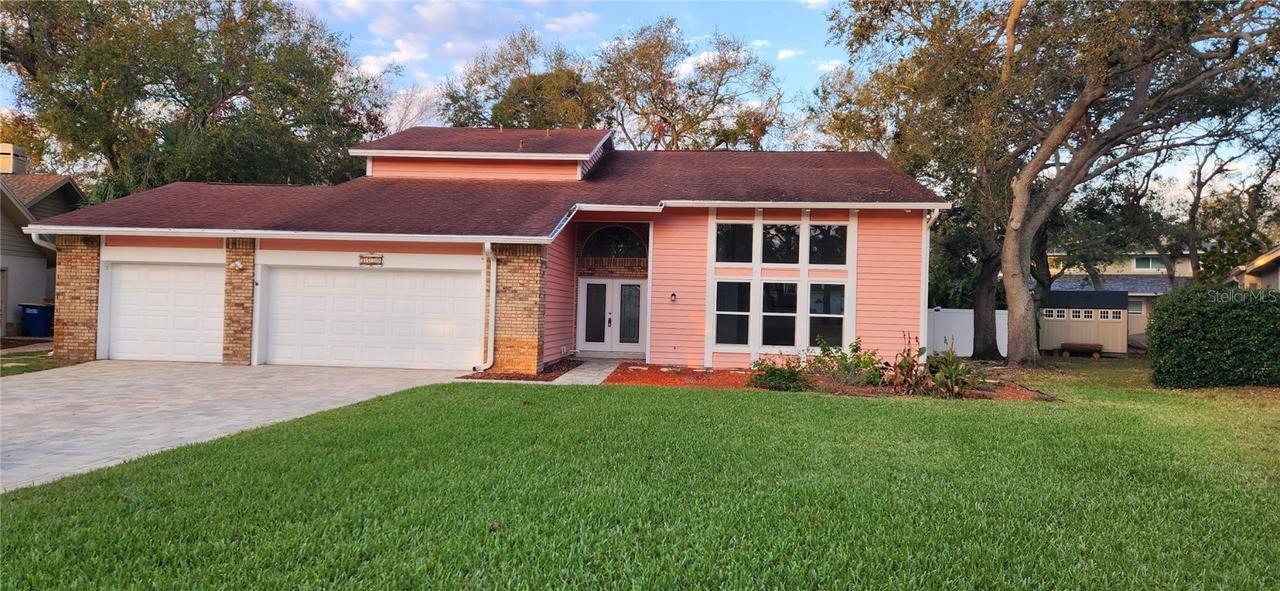 1550 Chateau Wood Dr., Clearwater, FL 33764
