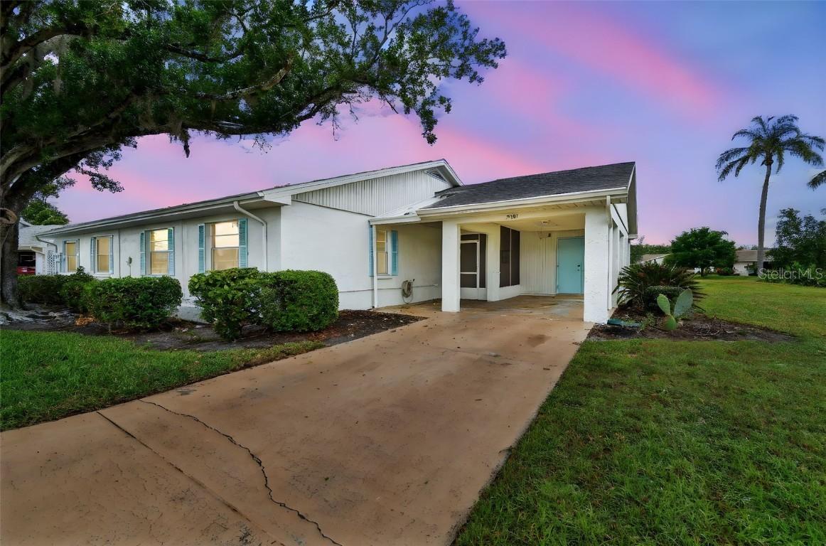 2301 Grenoble Pl. #1, Sun City Center, FL 33573