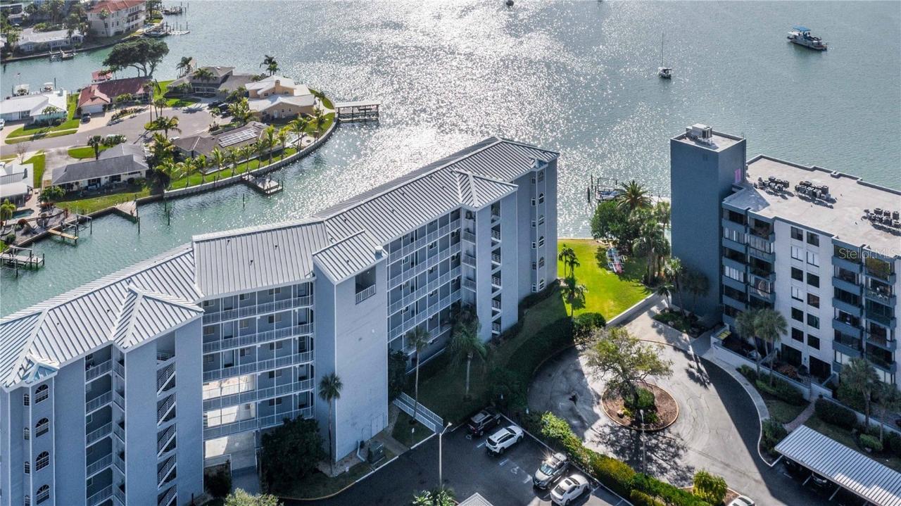 610 Island Way #402, Clearwater Beach, FL 33767