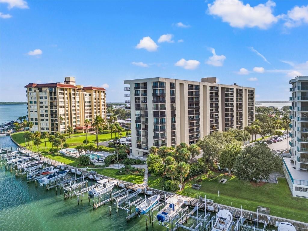 690 Island Way #1003, Clearwater Beach, FL 33767