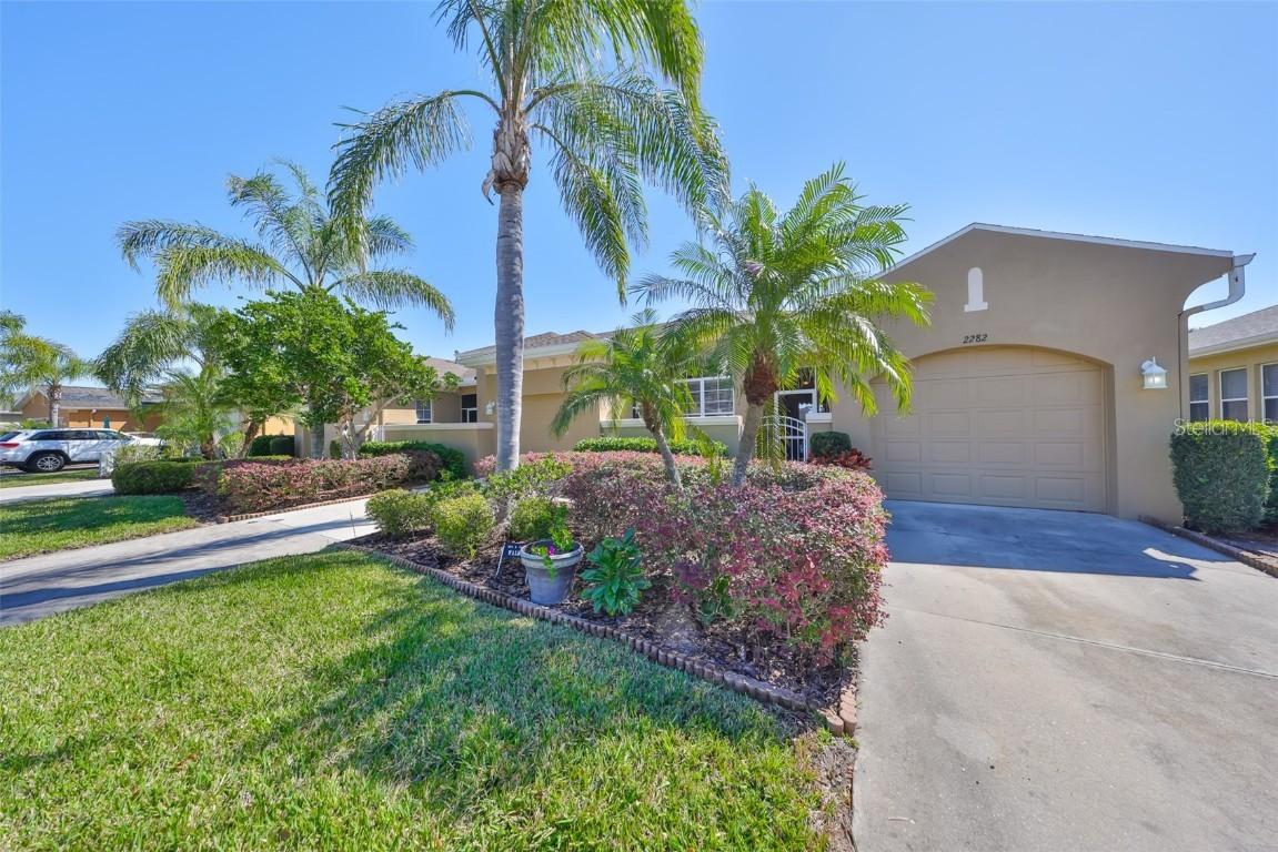 2282 Sifield Greens Way #54, Sun City Center, FL 33573