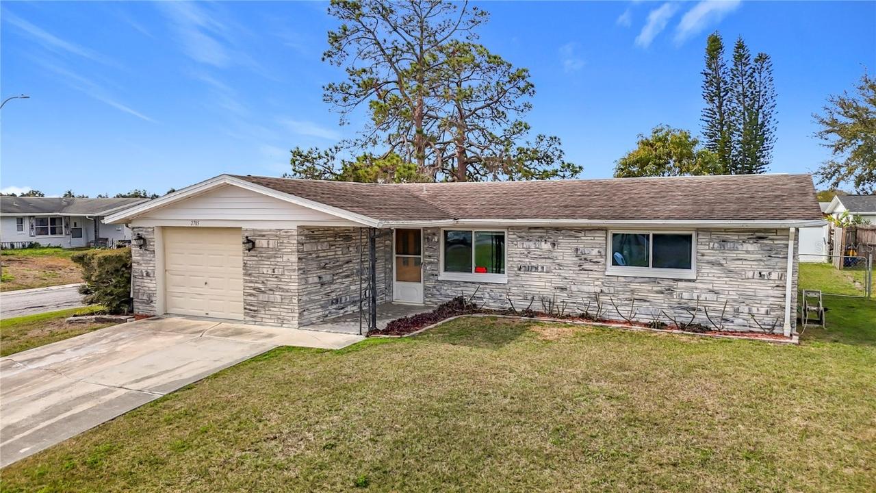 2705 Capricorn Pl., Holiday, FL 34691