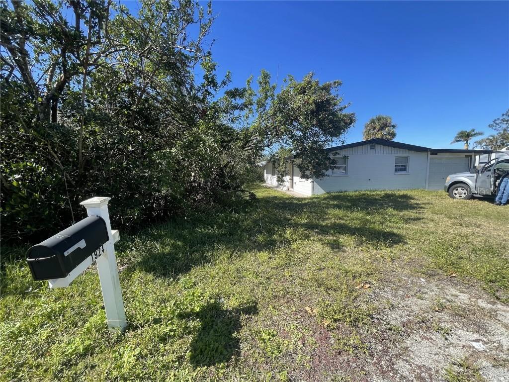 [Address Hidden by Seller], Bradenton, FL 34208