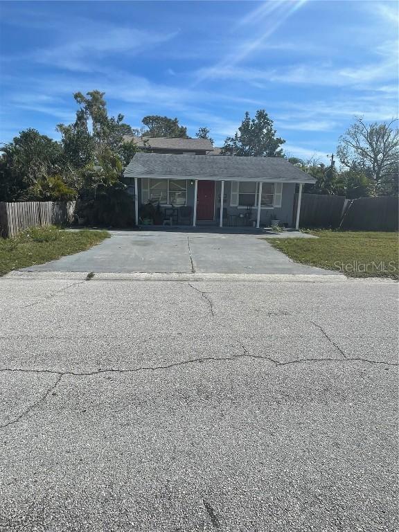 300 W 52nd St., St Petersburg, FL 33707