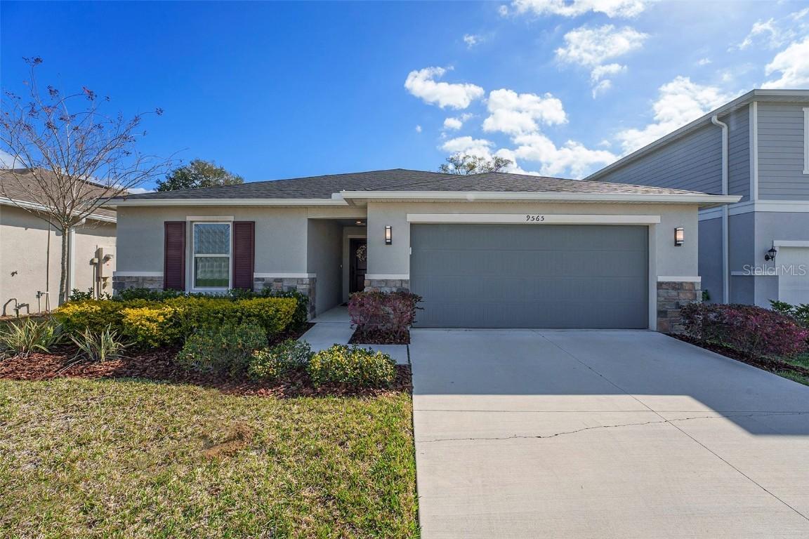 9565 Flatwood Hammock Pl., Seffner, FL 33584