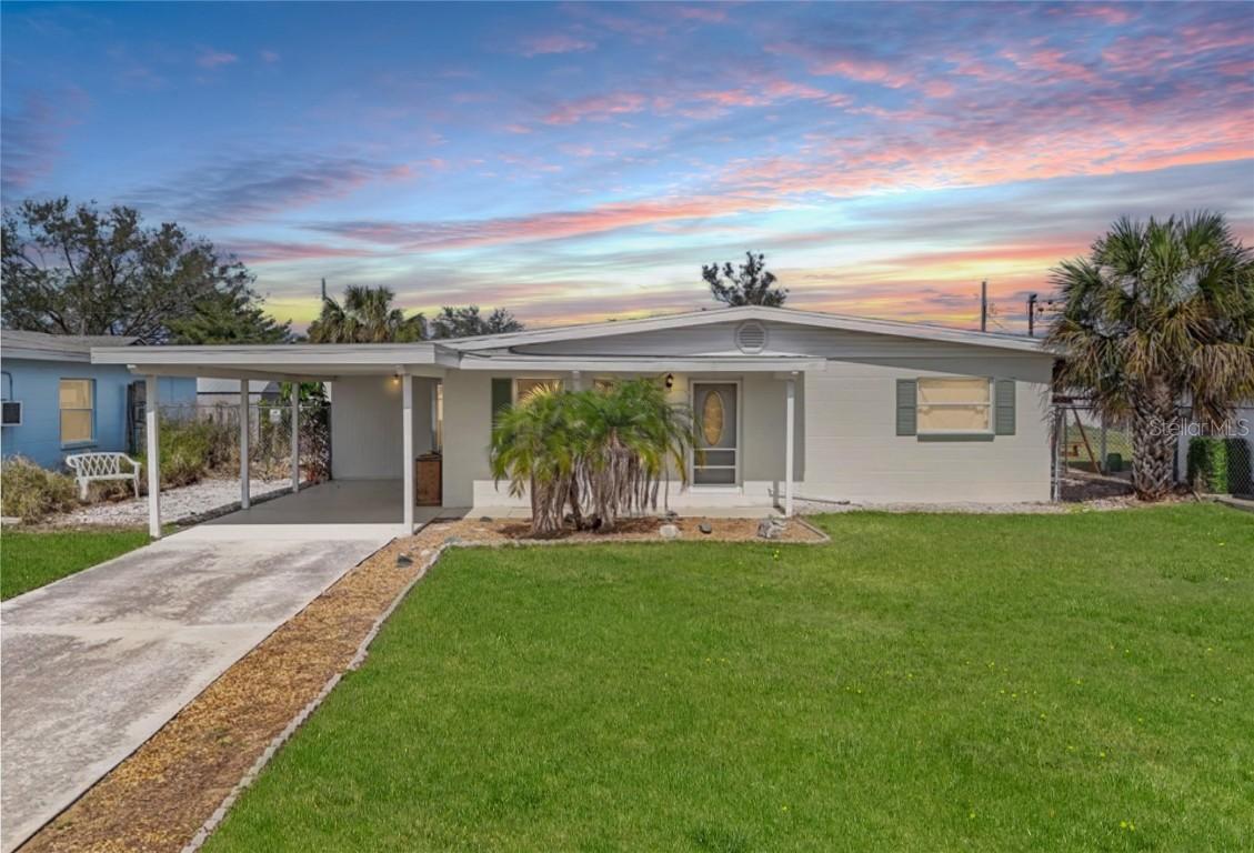 533 Firefly Ln., Apollo Beach, FL 33572