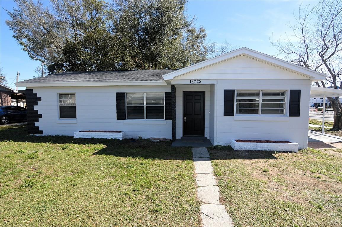 13728 1st St., Dade City, FL 33525
