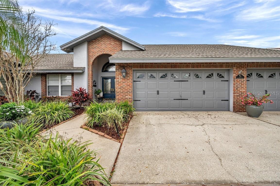 716 Samantha Dr., Palm Harbor, FL 34683
