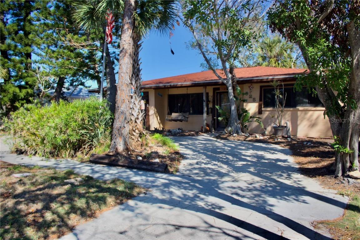 925 Lantana Ave., Clearwater Beach, FL 33767