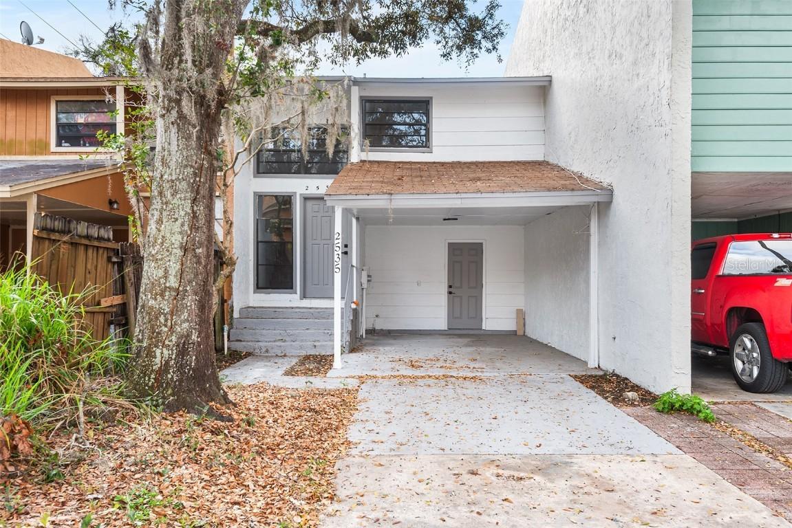 2535 E Stanley Matthew Cir., Tampa, FL 33604