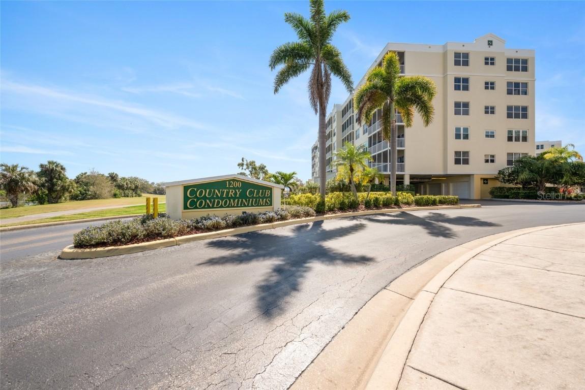1200 Country Club Dr. #4301, Largo, FL 33771
