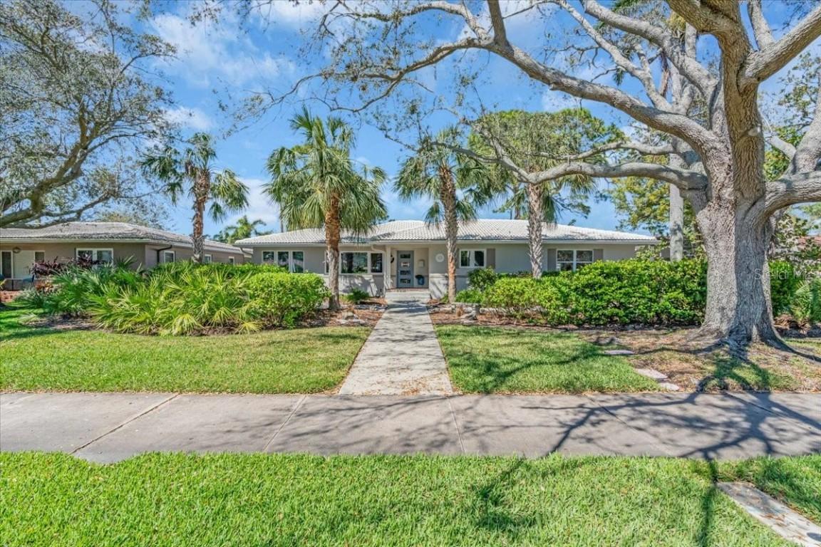 276 Snell Isle Blvd., St Petersburg, FL 33704