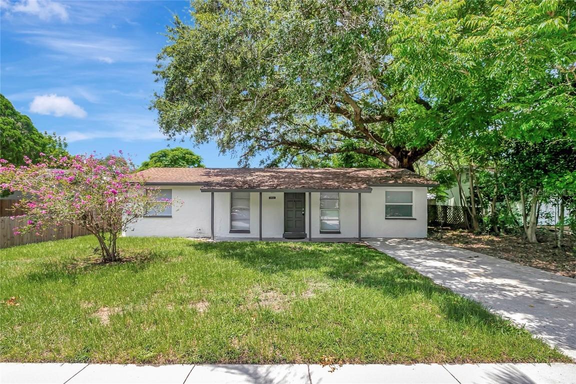 1032 Jadewood Ave., Clearwater, FL 33759