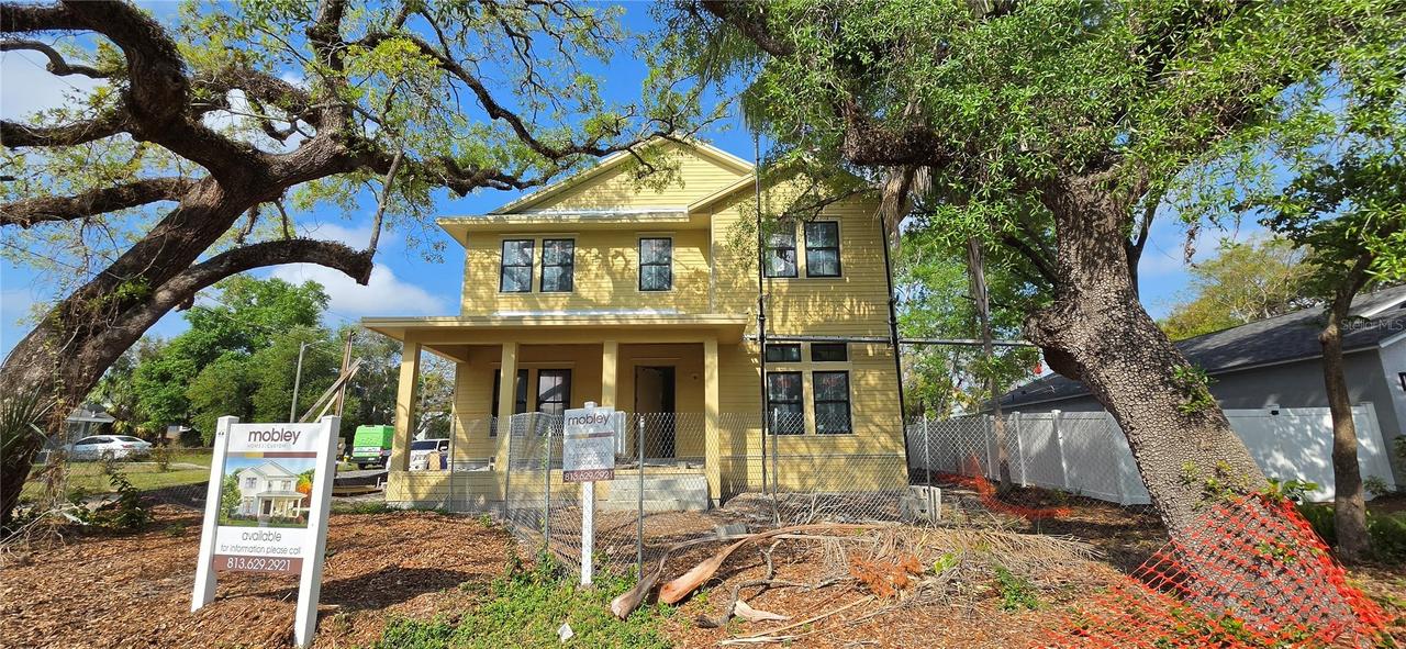 2402 N Glenwood Dr., Tampa, FL 33602