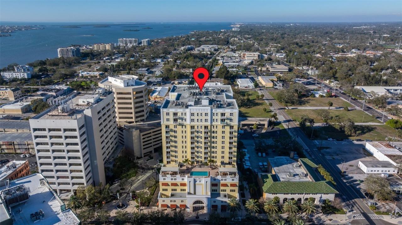 628 Cleveland St. #905, Clearwater, FL 33755