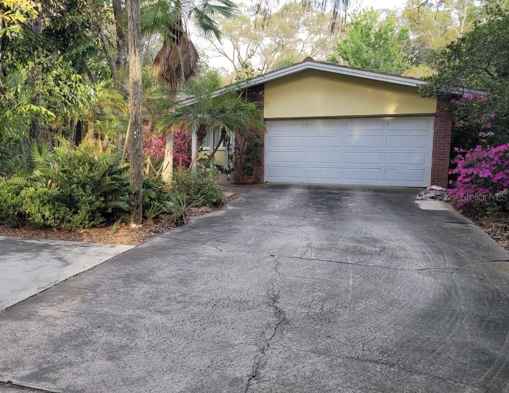 2120 Bow Ln., Safety Harbor, FL 34695