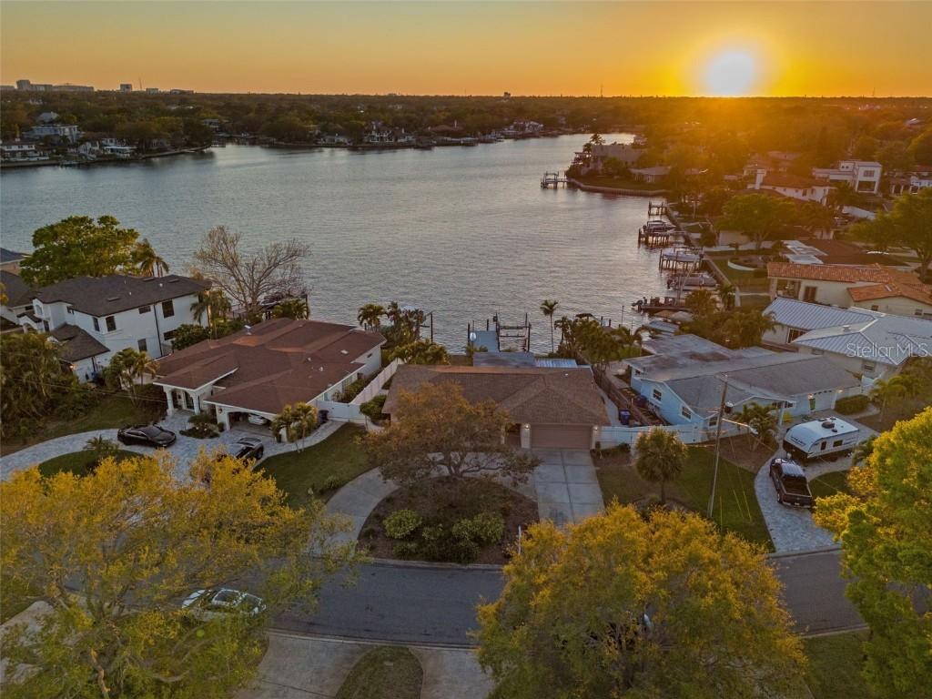 3626 10th St., St Petersburg, FL 33704
