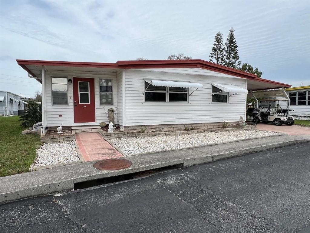 6 Thatch Palm St., Largo, FL 33770