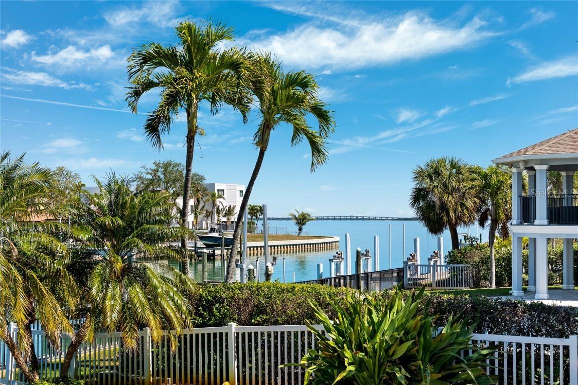 123 12th St., Tierra Verde, FL 33715