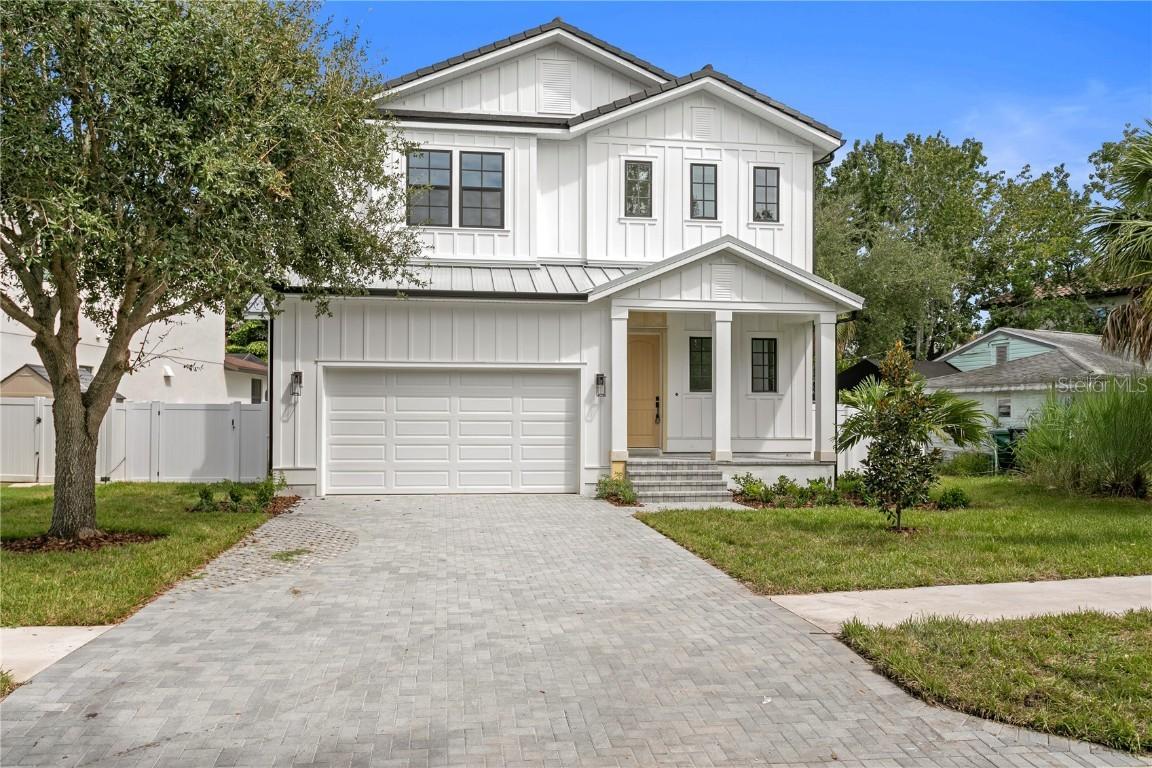 3618 W Royal Palm Cir., Tampa, FL 33629