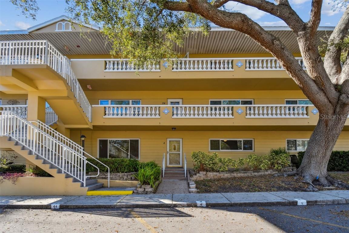 2220 Spanish Dr. #4, Clearwater, FL 33763