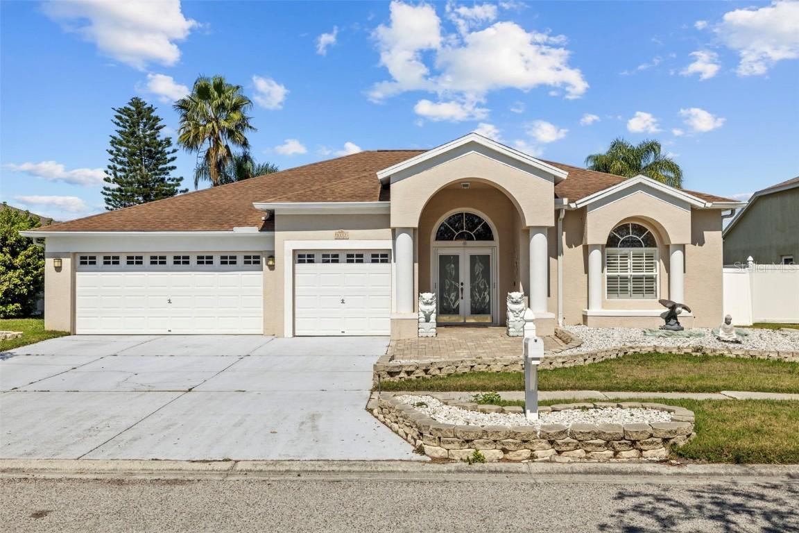 5117 Spectacular Bid Dr., Wesley Chapel, FL 33544