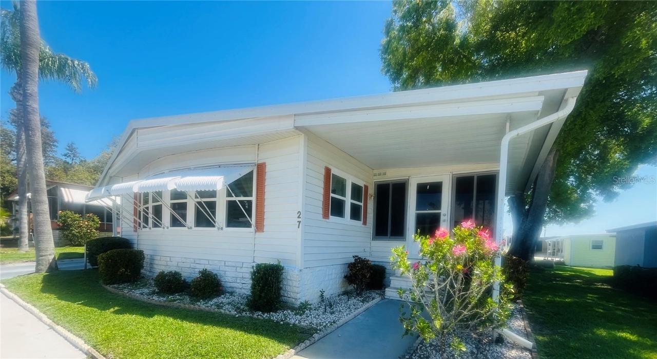27 Mountain Laurel Dr., Palm Harbor, FL 34684