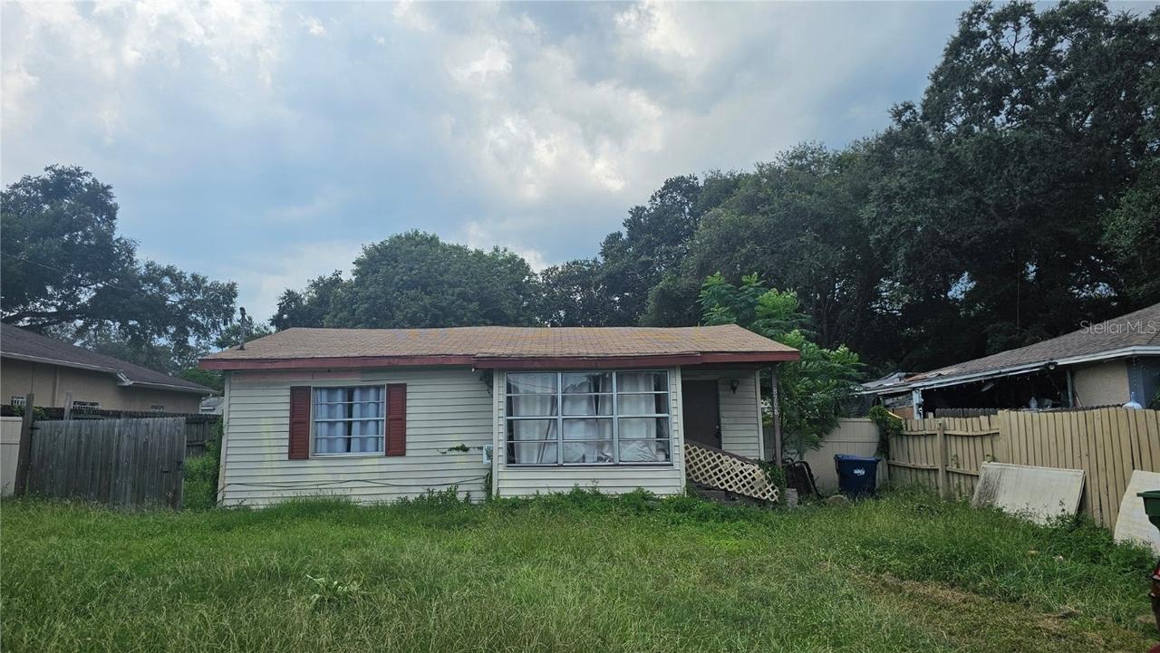 8708 N Temple Ave., Tampa, FL 33617
