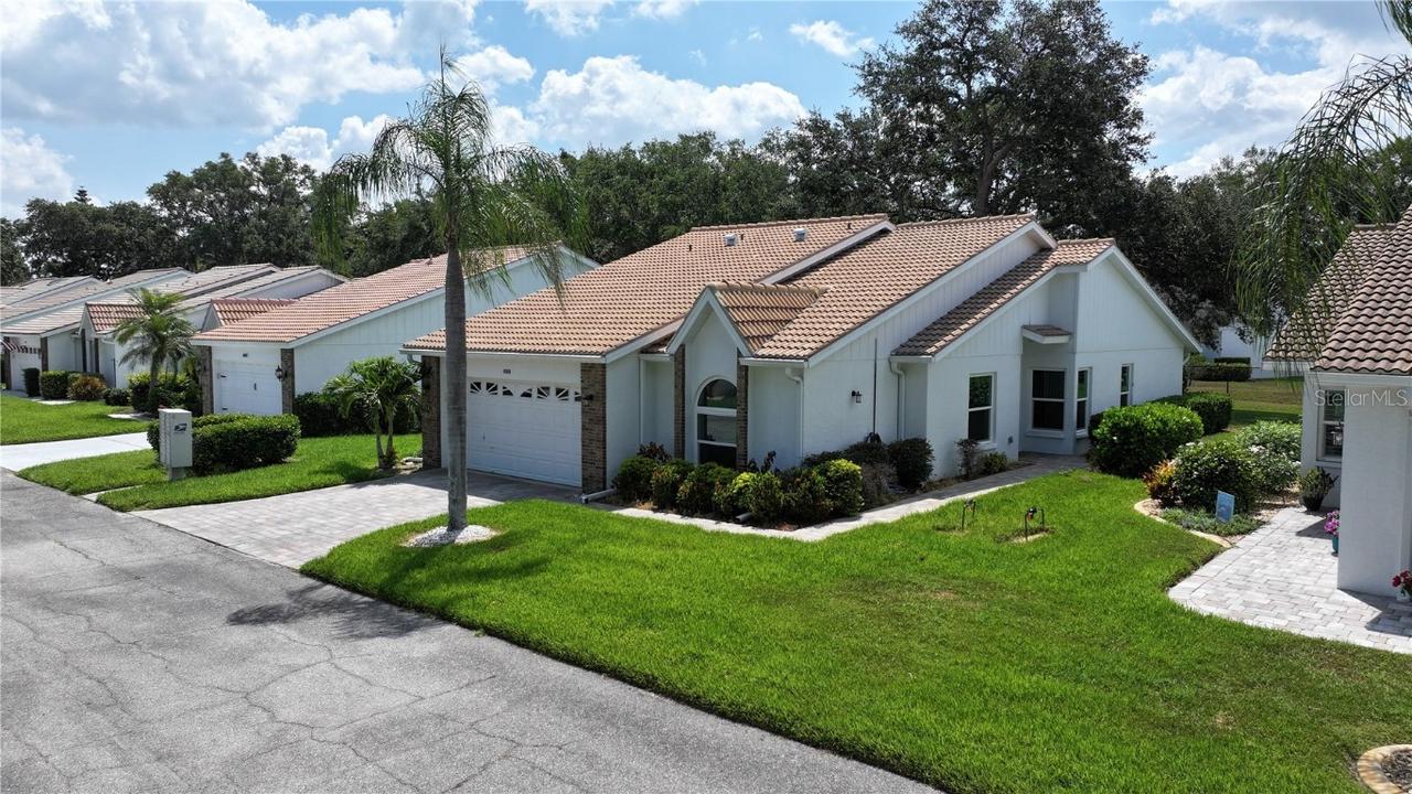 5839 Garden Lakes Dr., Bradenton, FL 34203