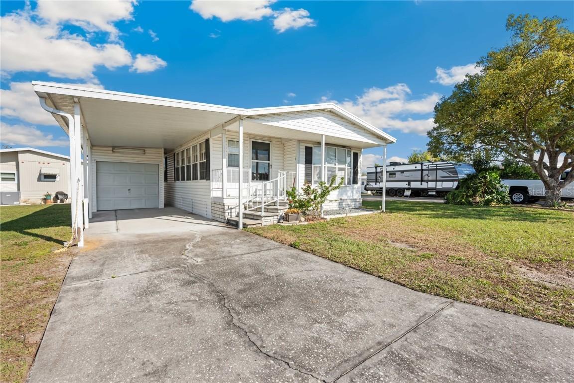 35145 Garber Ln., Zephyrhills, FL 33541