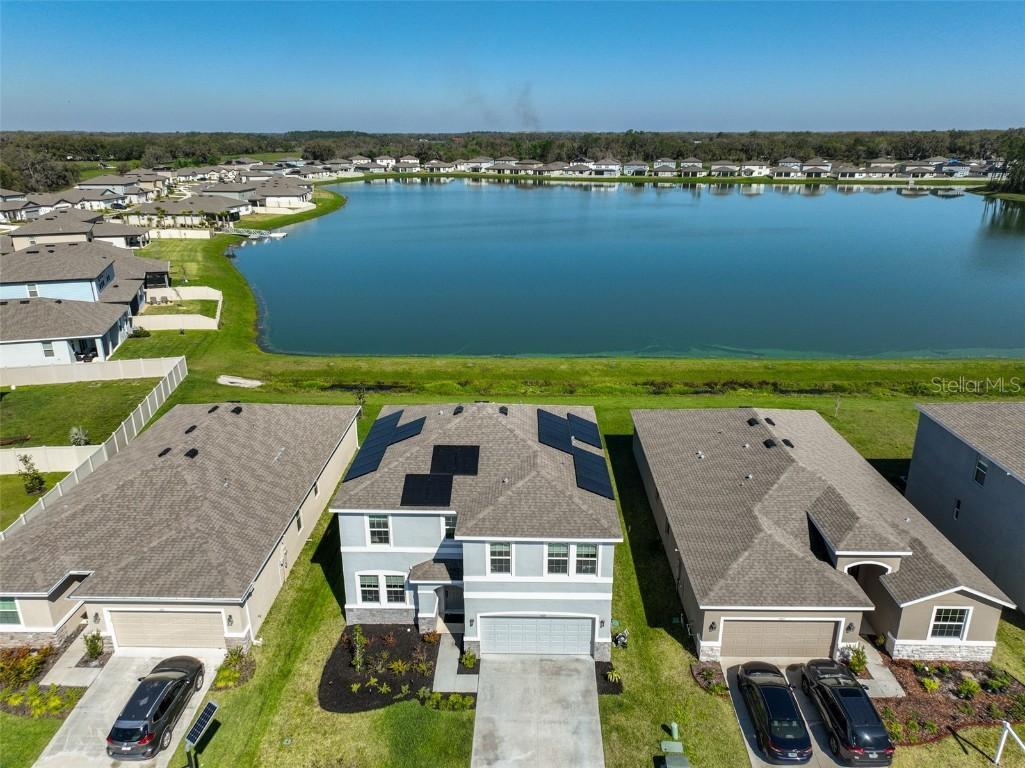 1407 Tropical Oasis Ave., Plant City, FL 33565