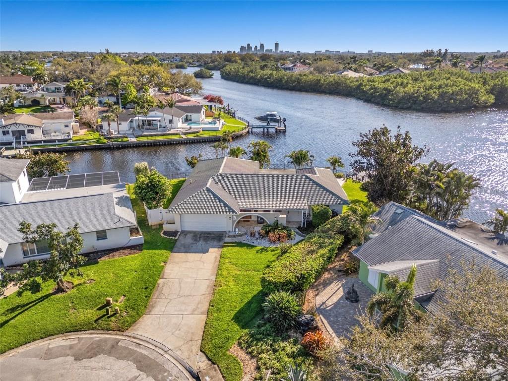 1308 50th Ave., St Petersburg, FL 33703