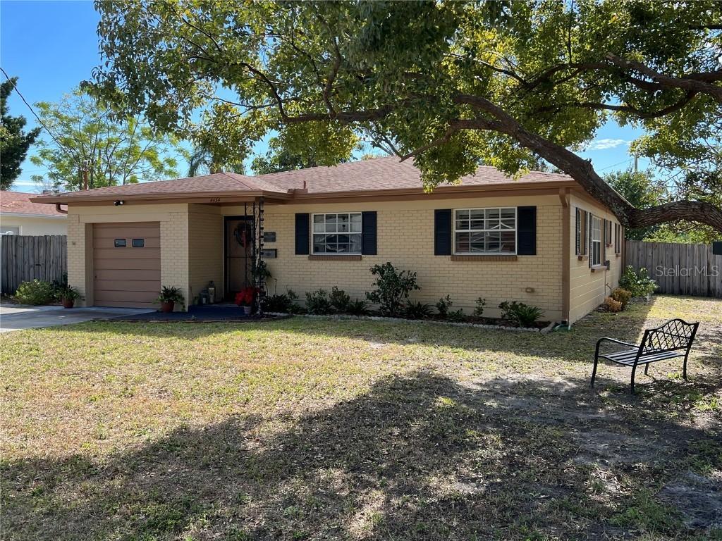 4434 W Bay Court Ave., Tampa, FL 33611