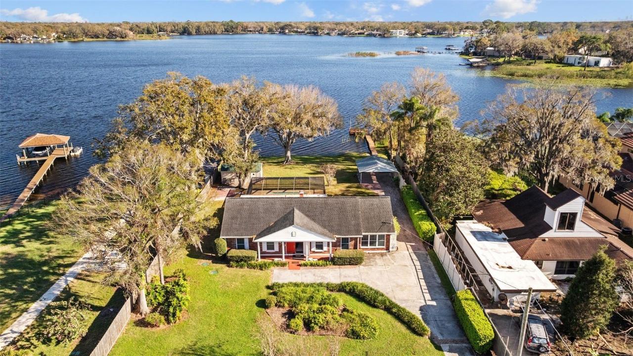 14103 Lake Magdalene Blvd., Tampa, FL 33618