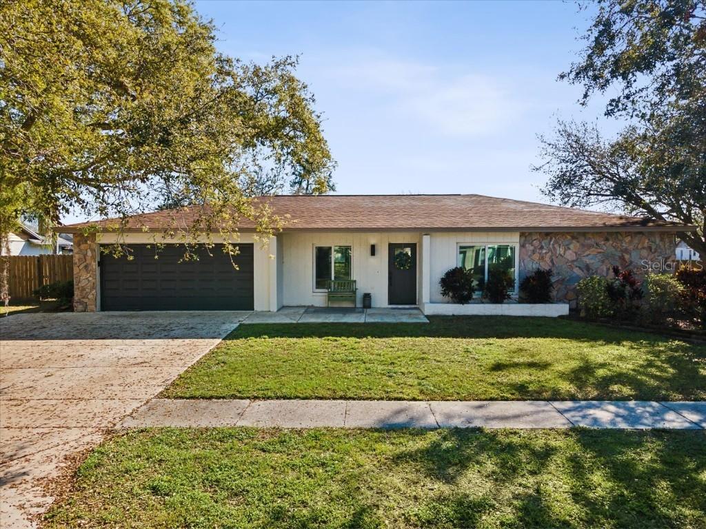 15801 Bridgewater Ln., Tampa, FL 33624