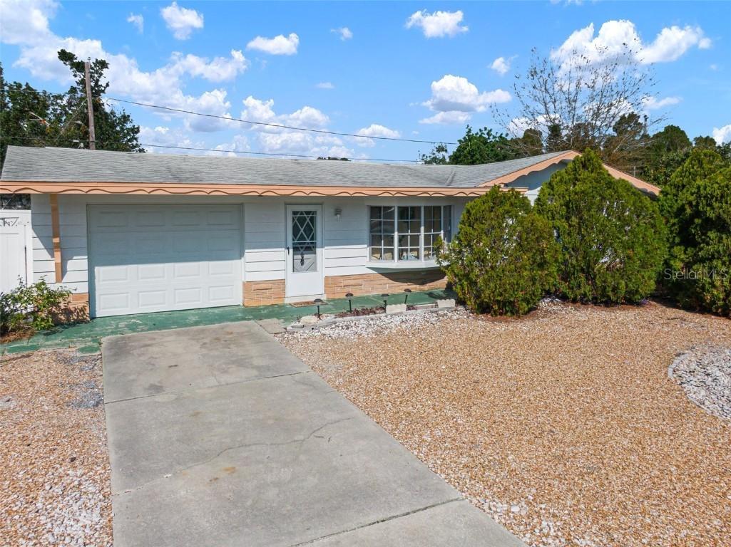 3539 Bradford Dr., Holiday, FL 34691