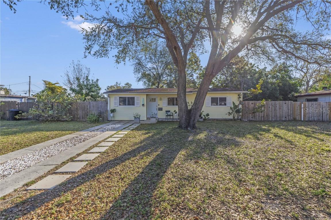 7465 15th St., St Petersburg, FL 33702
